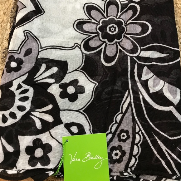 Vera Bradley Accessories - Vera Soft Fringe Scarf Midnight Paisley-NWT